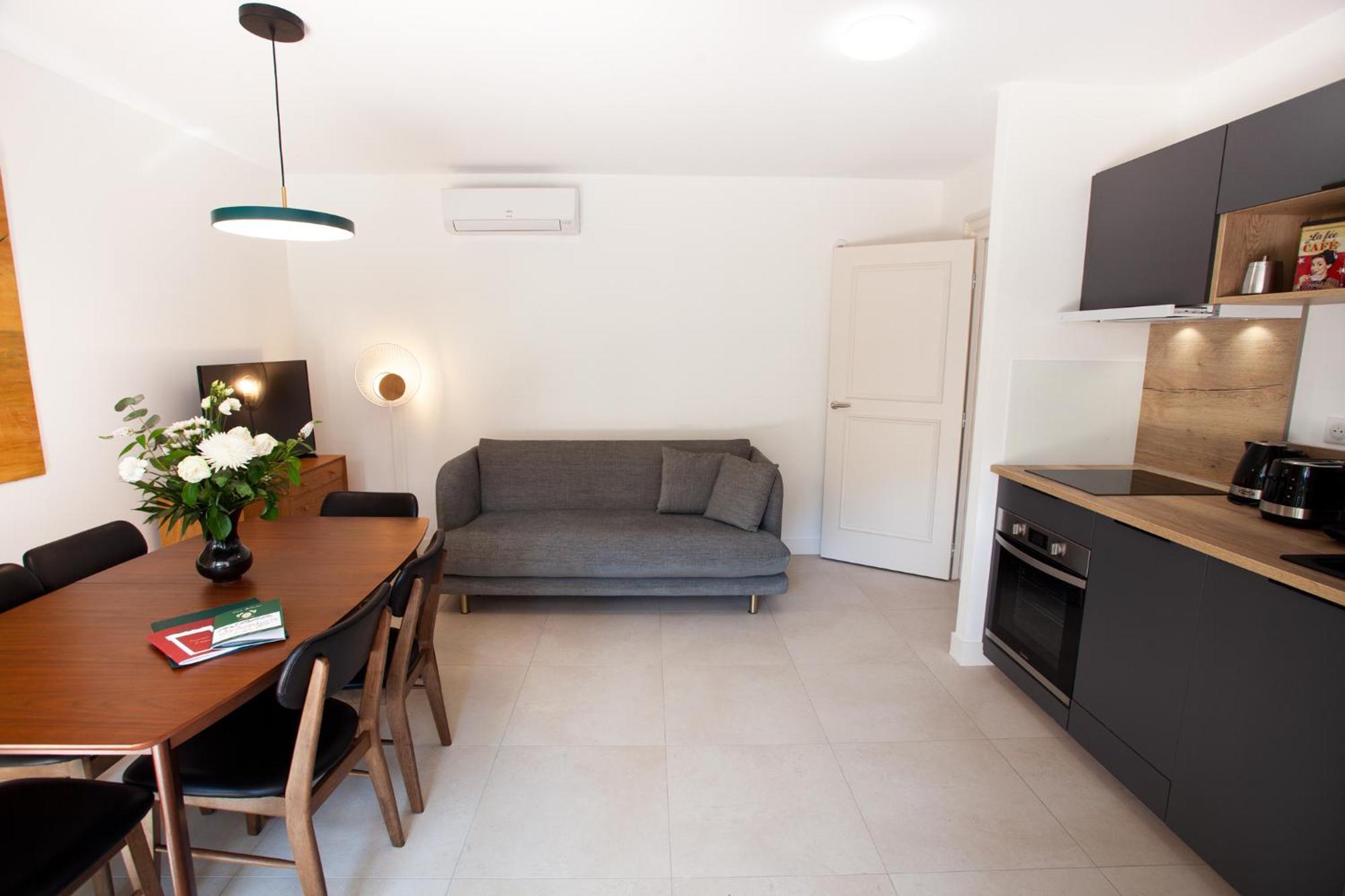 Aitama Holiday home *